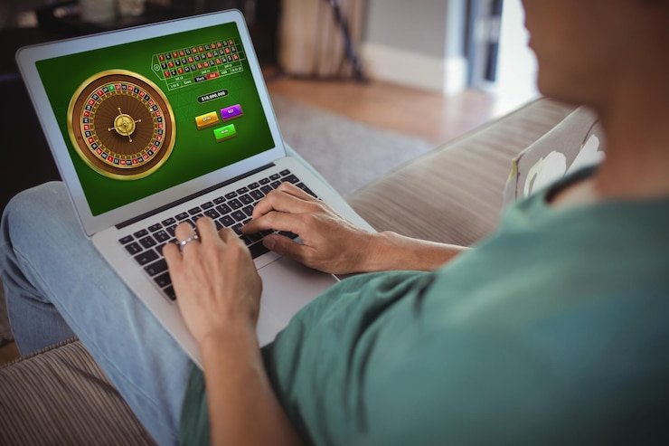 Kartu data akun dan privasi pengguna